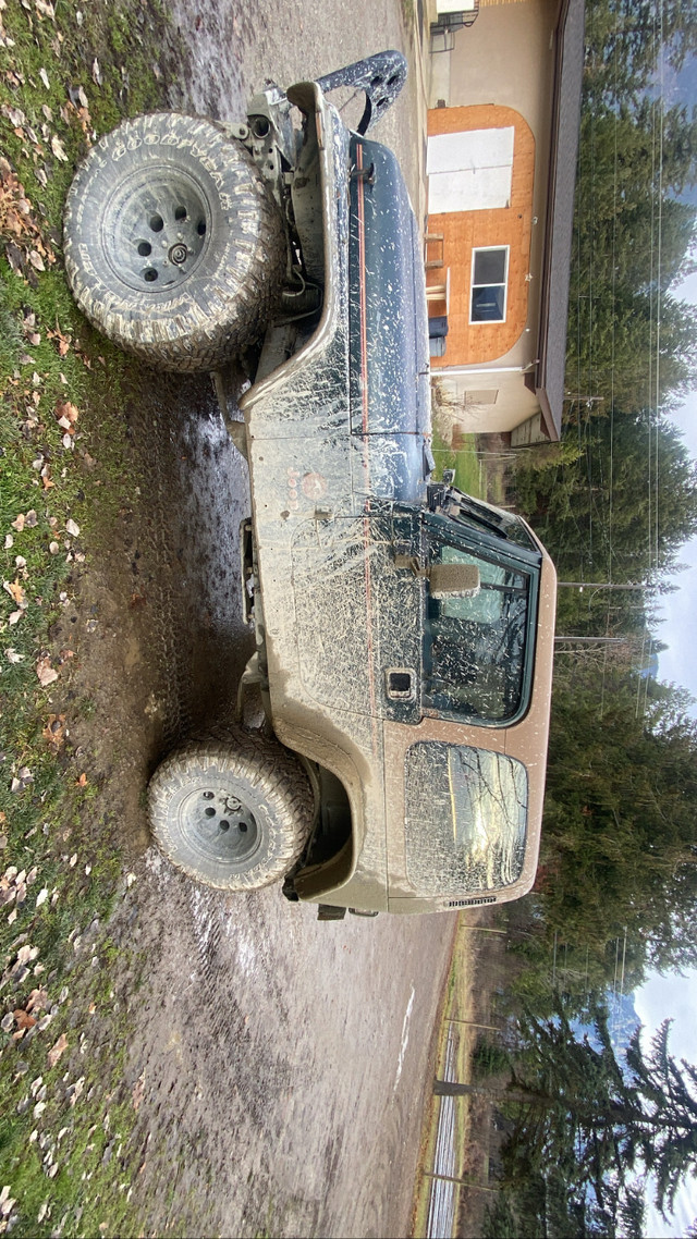 1994 jeep yj sahara in Cars & Trucks in Nelson - Image 2