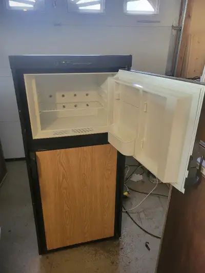 Used RV Appliances &Parts for Sale: (Pictures may be outdated) I only have whats listed below, pleas...