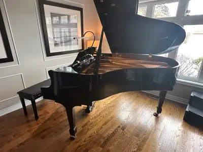 Stunning Gloss Black Baby Grand Piano -  Like New!, View more