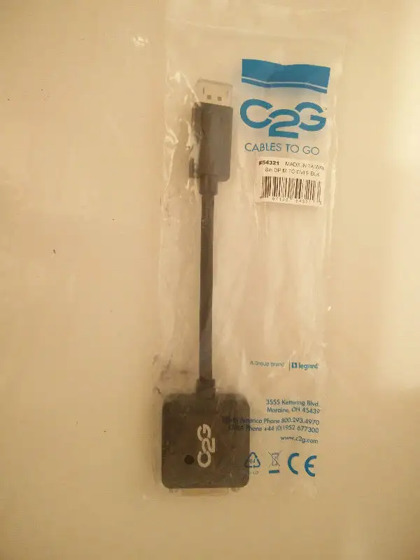 C2G / Cables to Go 54321 DisplayPort to DVI-D Adapter in Cables & Connectors in Hamilton - Image 4