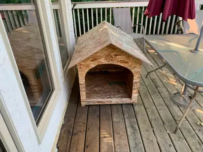 KENNEL - sturdy,  all-weather for large, medium or small dog, View more