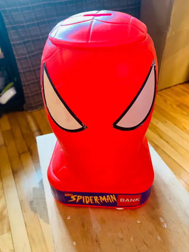 Spider-Man Marvel Comics Piggy Bank $563793683333889120