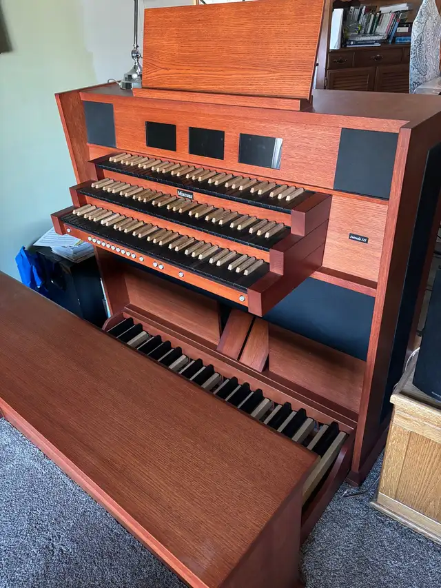 Digital Organ dealer of Alberta in Pianos & Keyboards in Calgary - Image 2