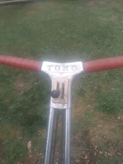 Toro- 1965 model# 700973 ser#10313. This unique 20" 3hp reel mower is self-propelled, variable speed...