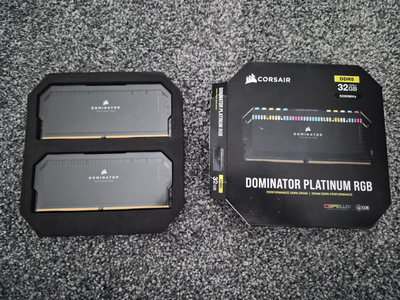 Corsair DOMINATOR® PLATINUM RGB 32GB (2x16GB) DDR5 DRAM 5200MT/s, View more