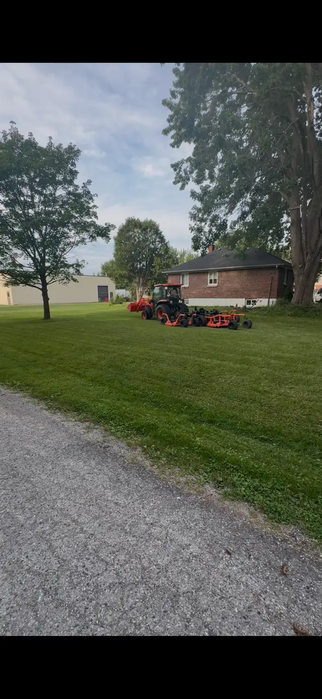 Acreage Grass cutting 467321079685468163
