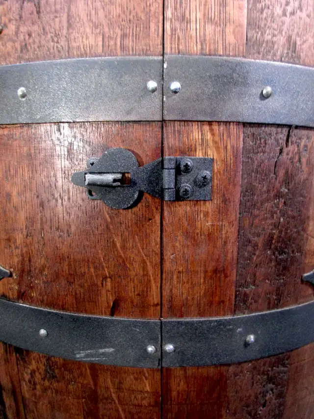 CUSTOM MADE BARREL LIQUOR CABINET in Hutches & Display Cabinets in City of Toronto - Image 7