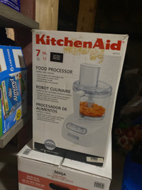 Food processor for sale !! Kitchen aid. In great condition. 