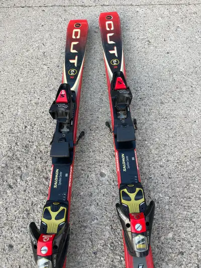 Rossignol Cut 10.4 Skis with Salomon Bindings, View more