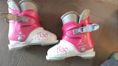 Kids downhill ski boots. Size 19.5. includes superfeet insoles, View more