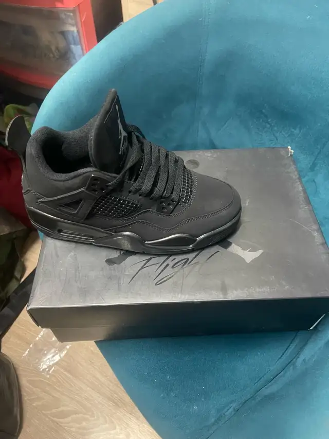 Jordan 4 shoes black cat in Men's Shoes in Longueuil / South Shore - Image 2