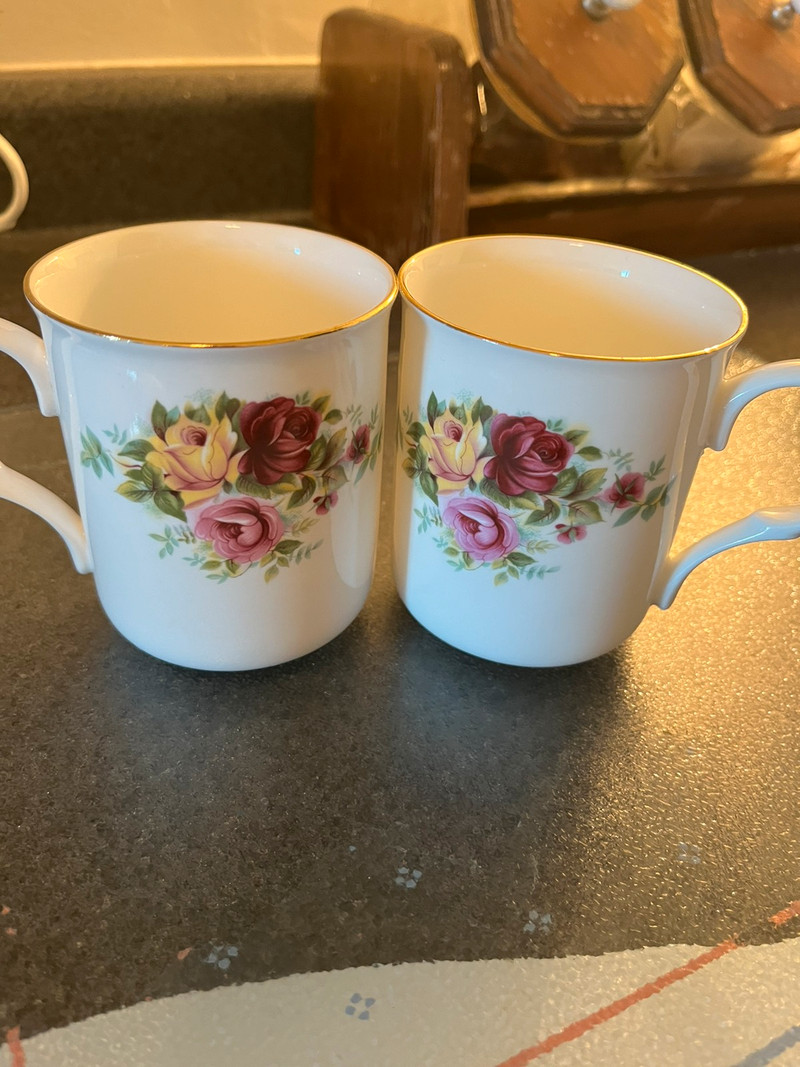 Tea cups for sale  
