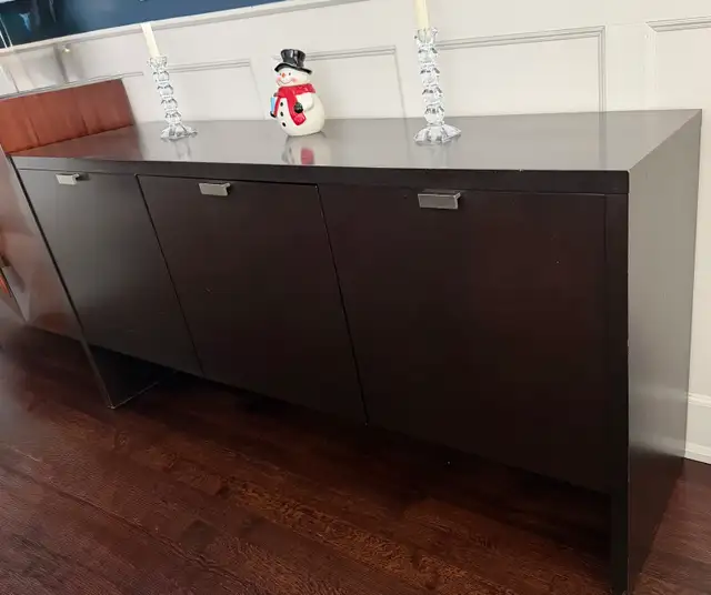 Dark Wood Sideboard with interior drawers  in TV Tables & Entertainment Units in City of Toronto - Image 2