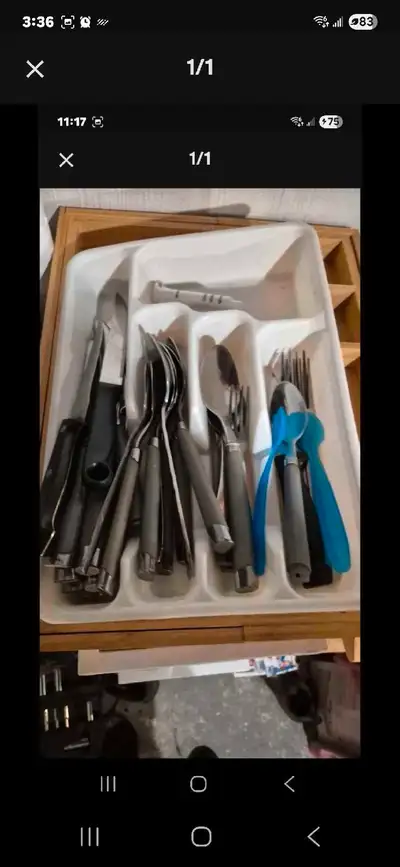 Upgrade your kitchen setup with this cutlery set, complete with a handy storage tray. This set has a...
