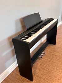Kawai ES100 - with matching stand and 3 pedal unit