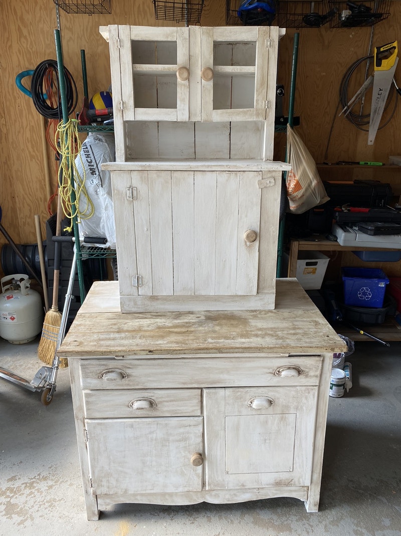Old Farmhouse Bakers with Hutch Hutches & Display
