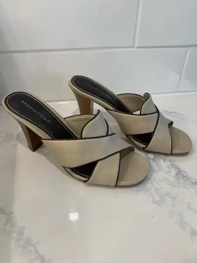Womens size 5 cream coloured dress sandals $20.00, View more