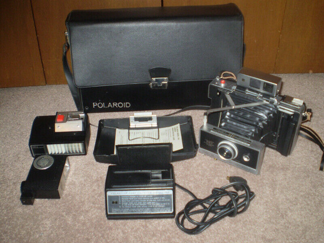 POLAROID 360 LAND CAMERA All Accessories In Like New Cond. in Cameras & Camcorders in Thunder Bay