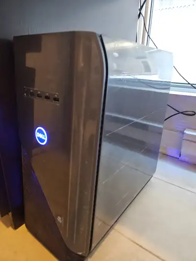 TOUR PC gamer Dell Inspiron, View more