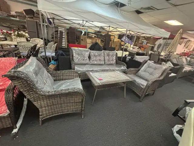 4 PC Outdoor patio furniture set in Patio & Garden Furniture in Markham / York Region - Image 2