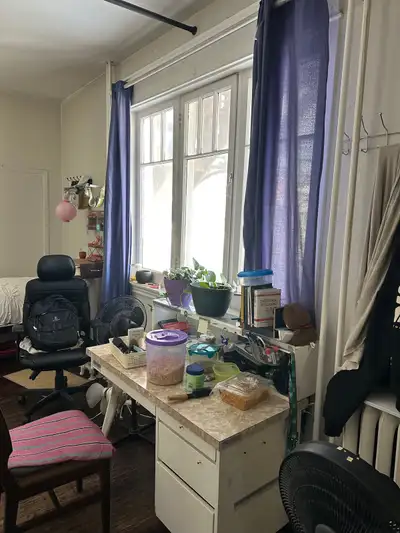 Shared room close to university