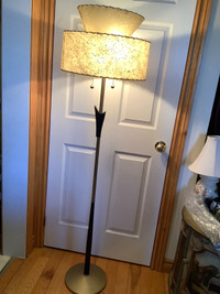 MCM Double Lit Floor Lamp w Two Tiered Fibreglass Shade