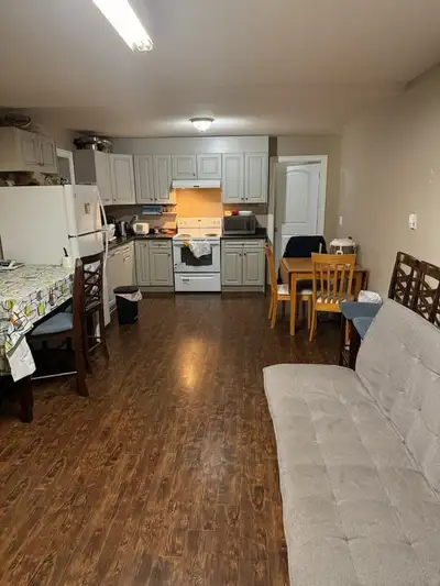 A basement suite with 2 bedrooms and 1 bathroom in Surrey is available on February 15, 2026. The hou...