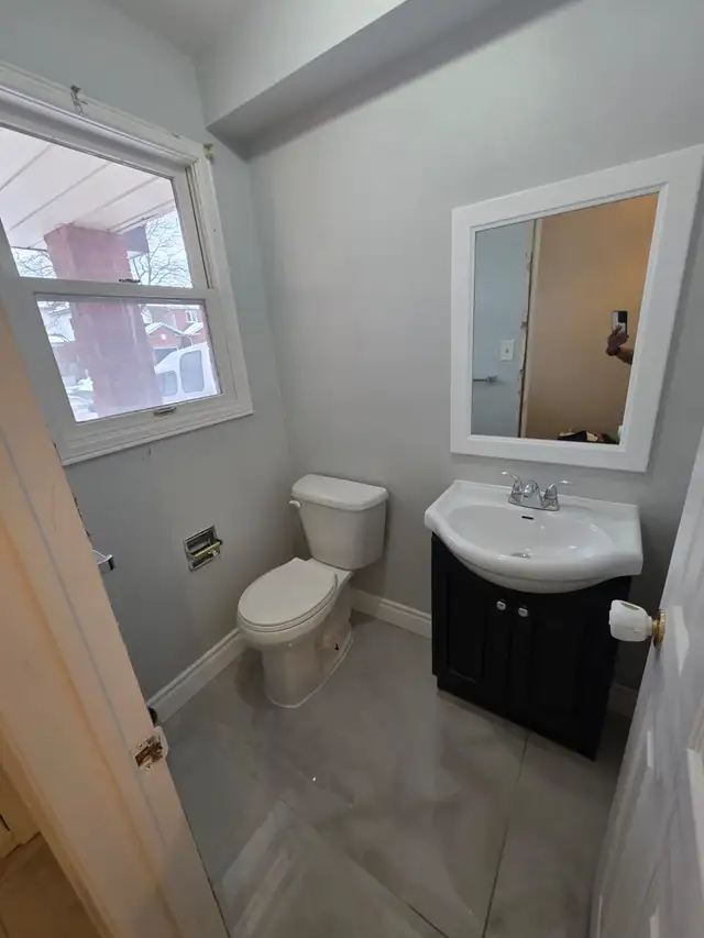 Basement Renovation In Affordable Price in Painting & Paint Supplies in Markham / York Region - Image 6