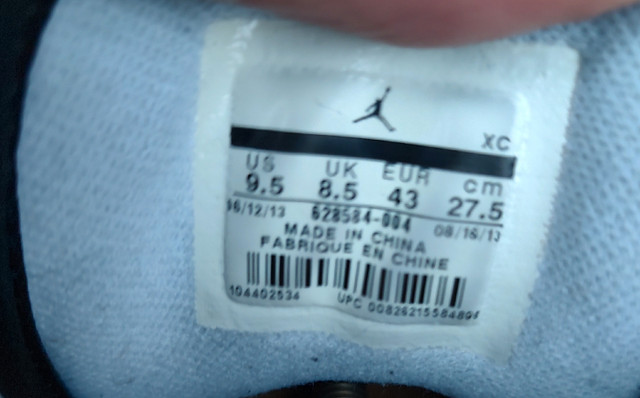 Nike Air Jordan Men's Black Gray Sneakers Like New Size 9.5  in Men's Shoes in Windsor Region