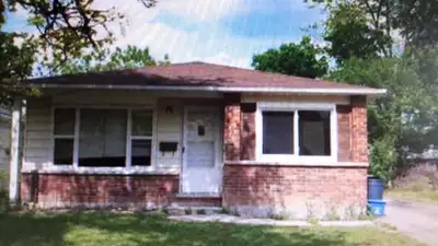 This is a student rental house. I have one room available for rent to student in a 3 bedroom house s...