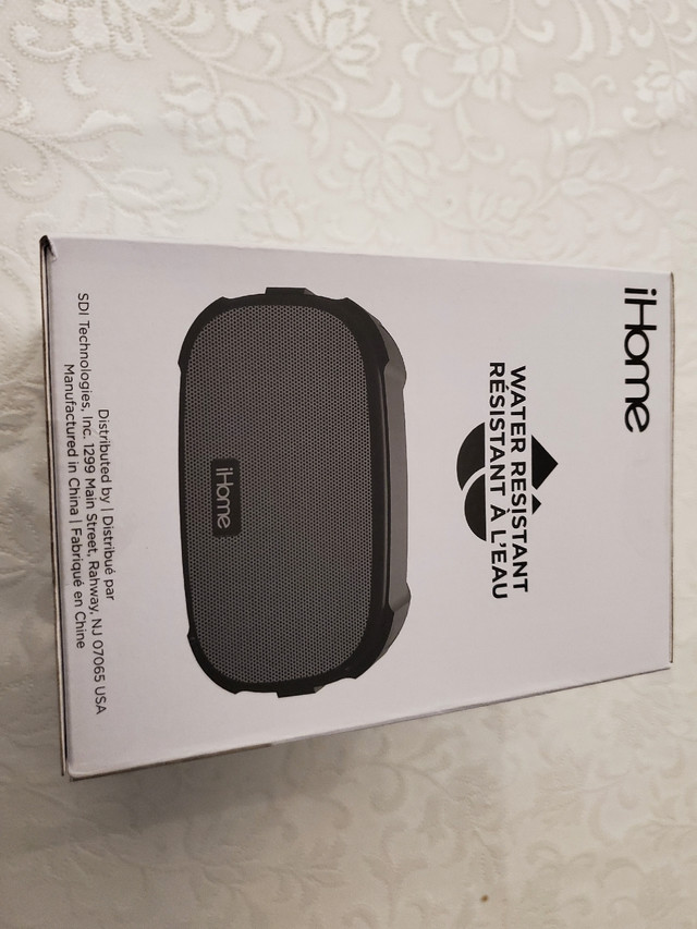 Ihome Play Though X Bluetooth Speaker in Speakers in Markham / York Region - Image 2