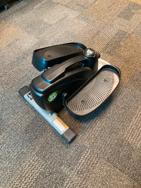 Small elliptical stepper for office or home