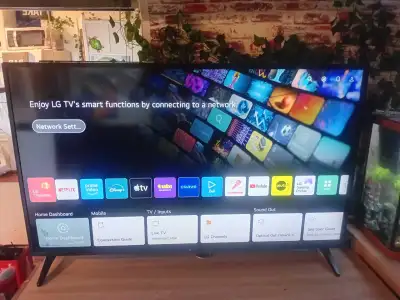 ❗️❗️LG SMART TV 4K LED 50" ❗️❗️, View more