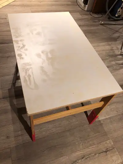 Table Ikea pour enfant hauteur ajustable, View more