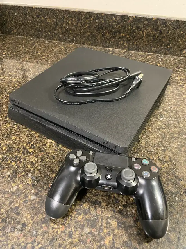 PS4 Slim 1 TB62864365300226124