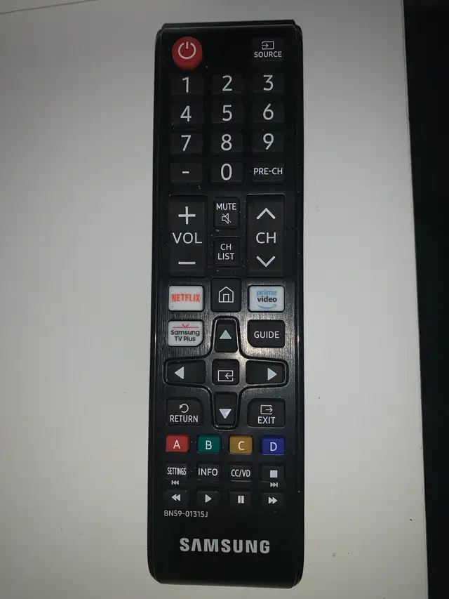 Samsung TV remote in Video & TV Accessories in Saint John - Image 2