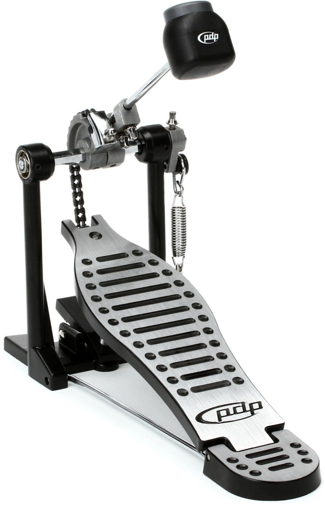 PDP Pacific 400 Single Bass Pedal in Drums & Percussion in Kawartha Lakes