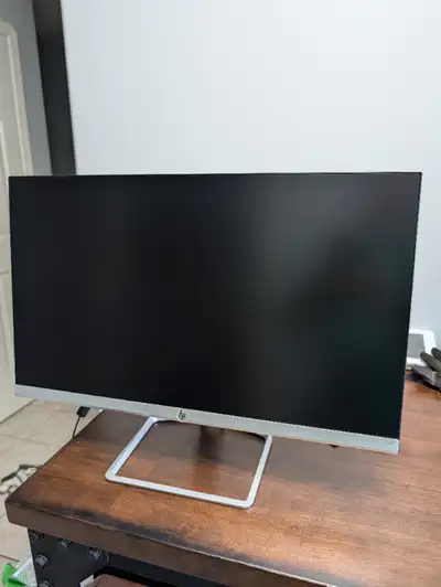 Dual HP 24" Monitors (will not sell separately) Like new $150 for both.