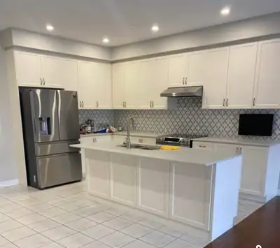 One private room available in 4 bedrooms house available from September 1st one car parking very nea...