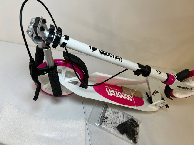 Scooter for Kids Ages 6+ Teens & Adults in Exercise Equipment in Edmonton - Image 4