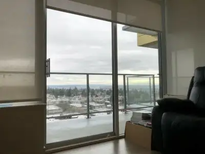 metrotown 1bd for rent (female only) - near skytrain