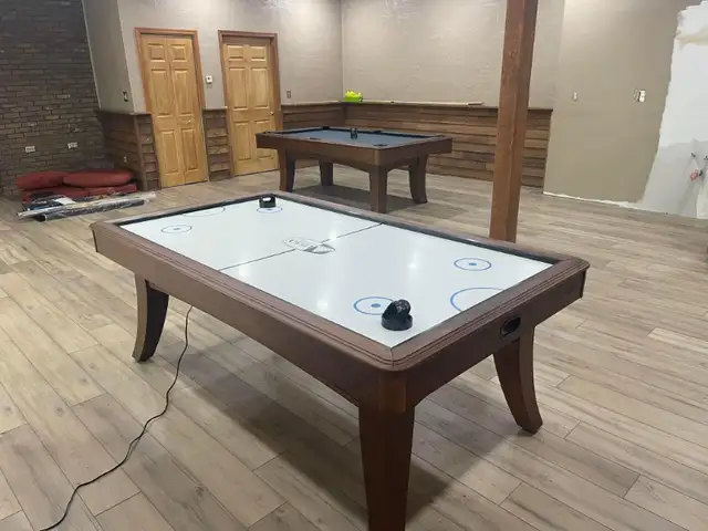 Brand New Legacy Game Room Furniture - Free Delivery in Multi-item in Laval / North Shore - Image 3