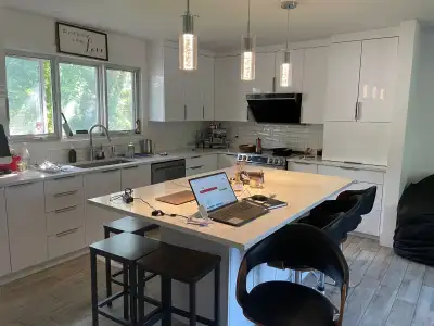 Room for Rent for a Female Student$800