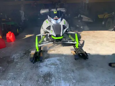 2017 Arctic Cat ZR 6000 R-XC 1849 miles Manual recoil Reverse Hand and thumb warmers Fox Q53-R shock...