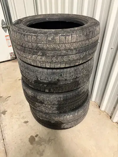 LOCATED IN TILBURY CALL OR TEXT 519-809-0516 I'm selling a set of four General tires, ideal for SUVs...