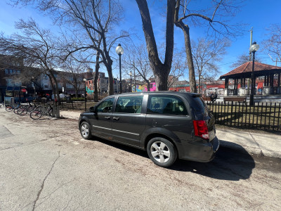 Dodge Grand caravan passenger 2011