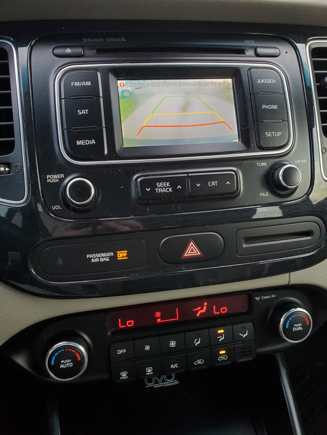 2014 Kia Rondo in Cars & Trucks in Norfolk County - Image 4