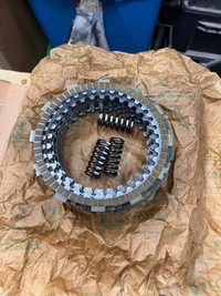 Clutch and friction plates 