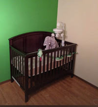 Babies-R-Us multistage crib/bed