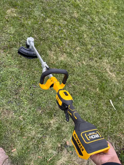 DEWALT 20V MAX XR Cordless Brushless 14 in. Folding String, View more